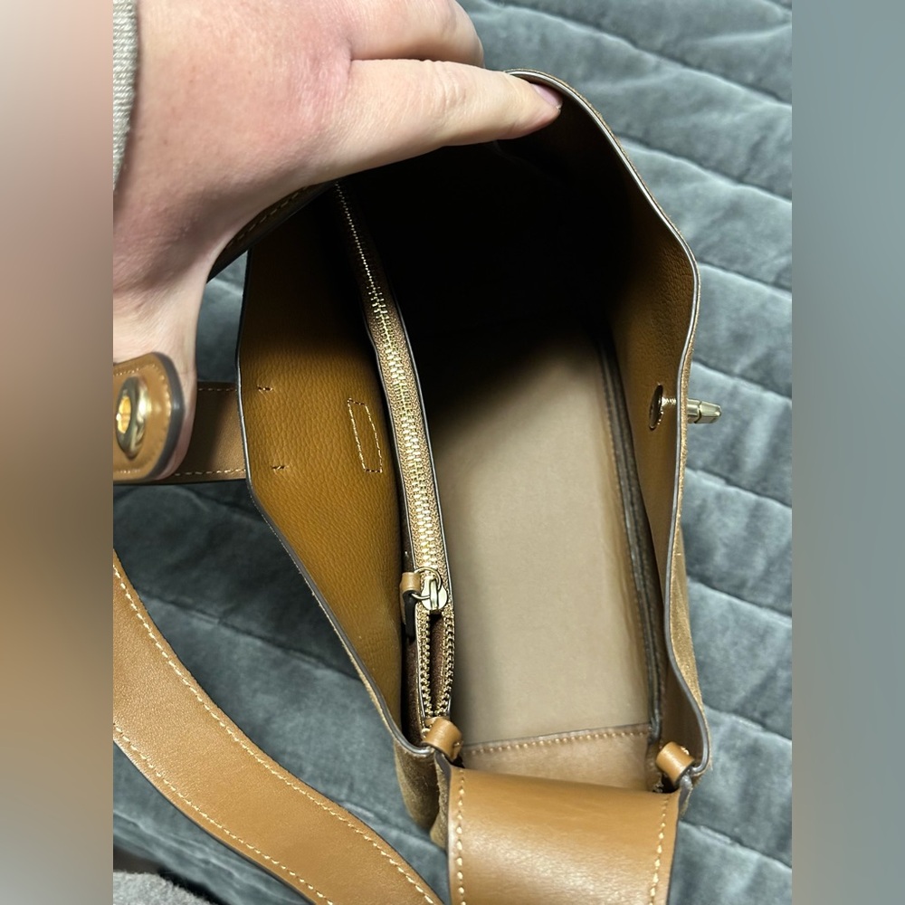 NWT Coach Hadley Sienna Suede Shoulder Bag - Picture 8 of 11